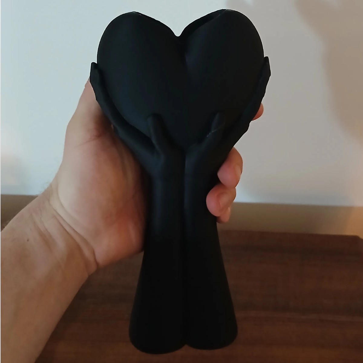 Sculpture décorative – Mains & Cœur – Image 3